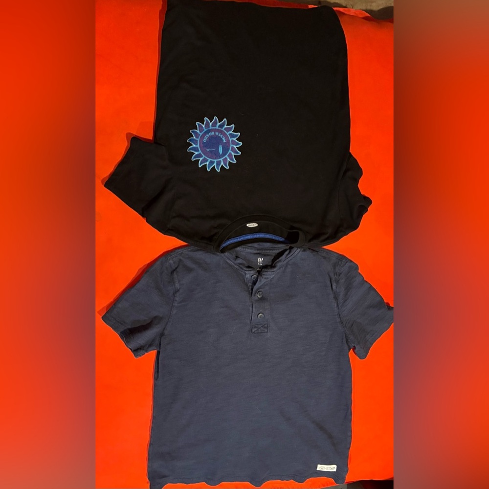 🏆 2x Boys T-shirts